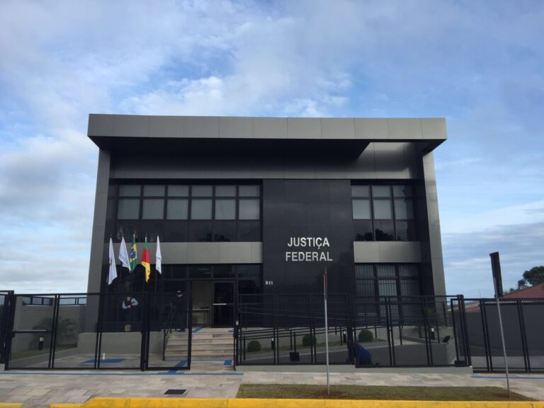 Segunda (e atual) sede da Subseção de Cruz Alta, Rua Coronel Lúcio Annes Dias nº 811, Bairro São José.