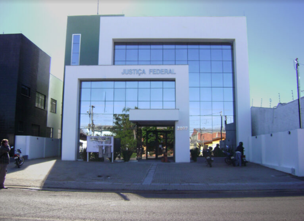 Fachada da atual sede da Subseção Judiciária de Santa Cruz do Sul, situada na Rua Coronel Oscar Rafael Jost, nº 2097, Bairro Avenida