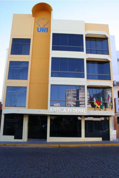 Primeira sede da Justiça Federal em Santiago foi estabelecida através de parceria entre a Prefeitura Municipal, a Universidade Regional Integrada do Alto Uruguai e das Missões e a própria JFRS.