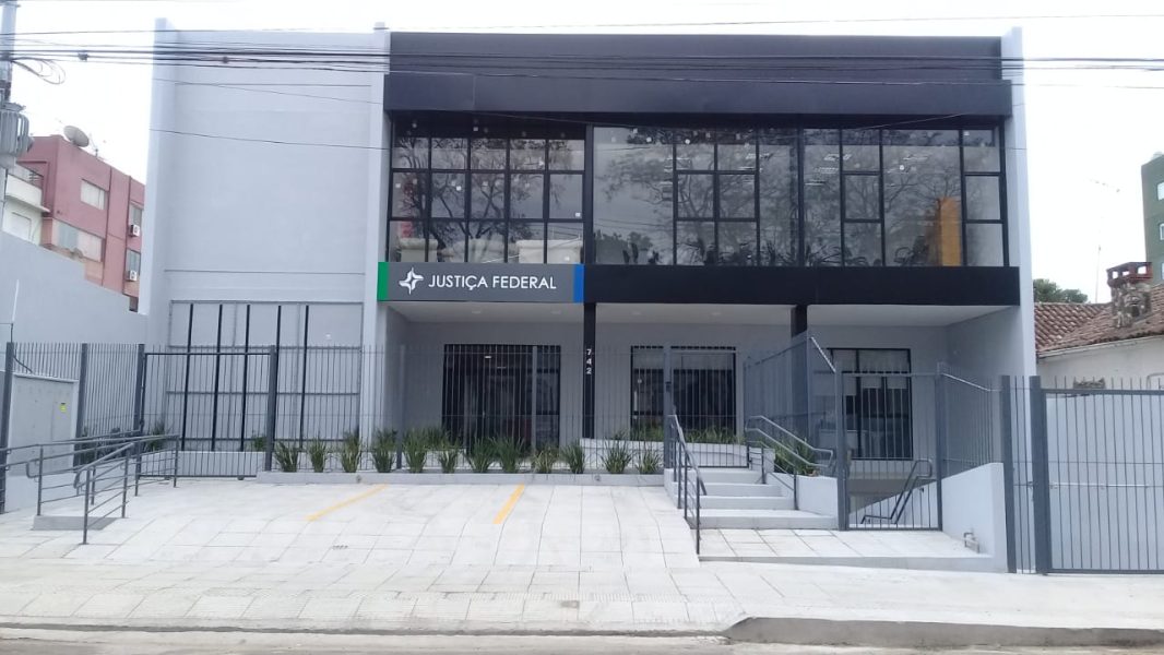 Sede atual da Justiça Federal em Santana do Livramento, Rua Silveira Martins, nº 742.